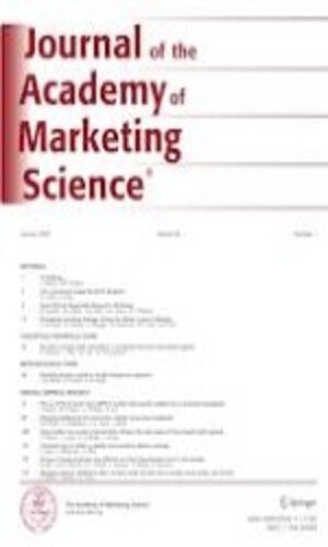 Space between products on display: the impact of interspace on consumer estimation of product size