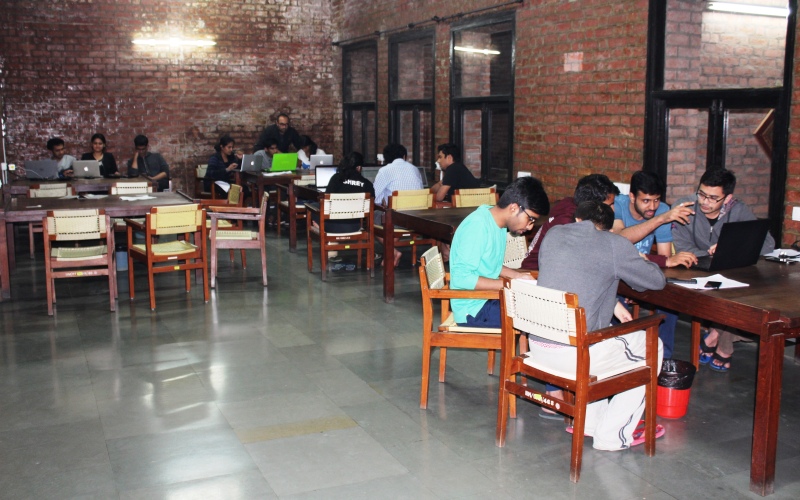 Discussion Zone Photo 4 @ VSL, IIM Ahmedabad