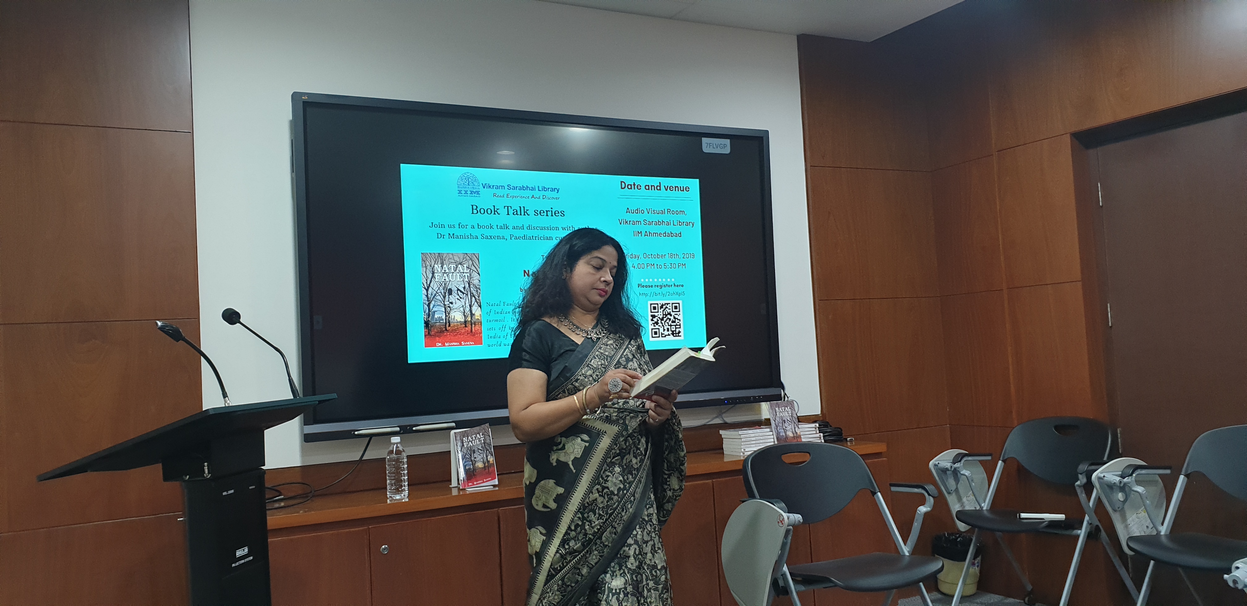 A Book Talk by Dr Manisha Saxena (4)